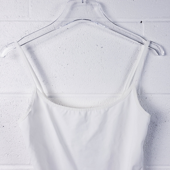 Free People Square Neckline Basique Bodysuit Thong Back White Size Medium - Picture 4 of 9